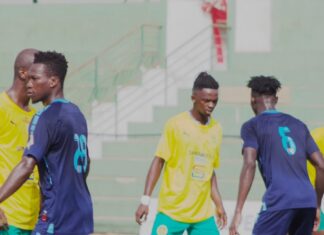 CLASSICO RETOUR : LE HOROYA AC BAT L’AS KALOUM ET PREND LES COMMANDES !