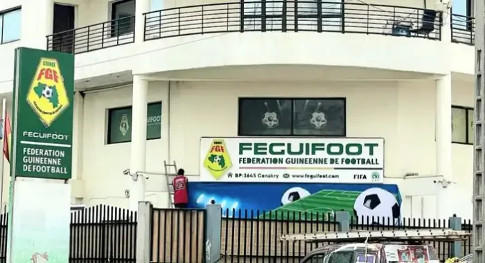FEGUIFOOT-en-crise-la-FIFA-reporte-le-lancement-de-ses-programmes-en-Guinee (1)